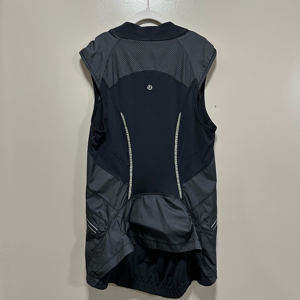 Light Lululemon Running Vest
